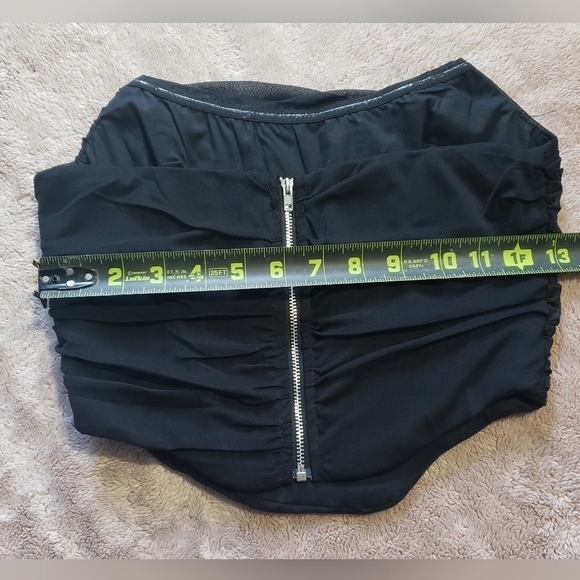 BLACK  CORSET  TOP - Picture 6 of 6